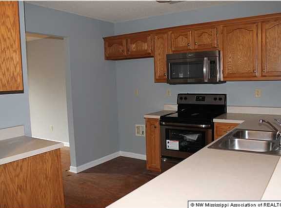 3rd image of 5805 Steffani Dr
