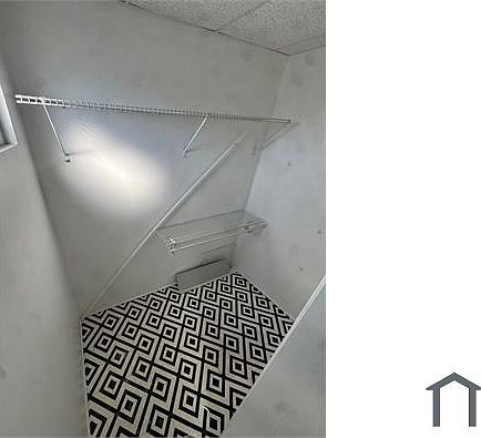 4th image of 3702 W 15th St Floor 1
