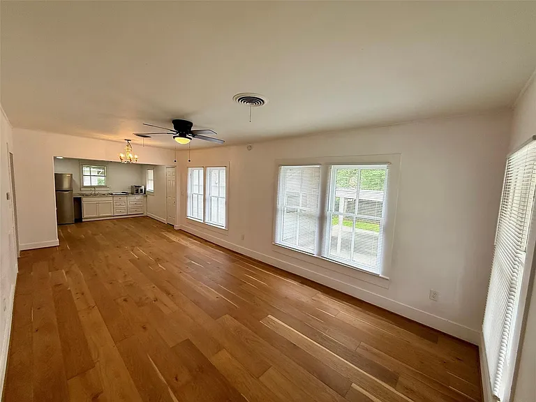 2727 Old Houston Rd — Photo 3