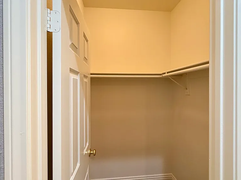 31216 Firestone St — Photo 50