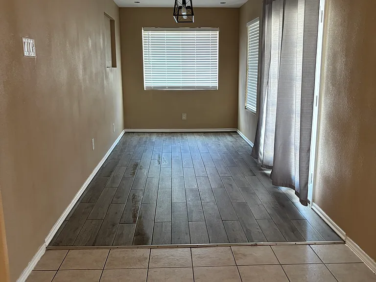 Flex Room