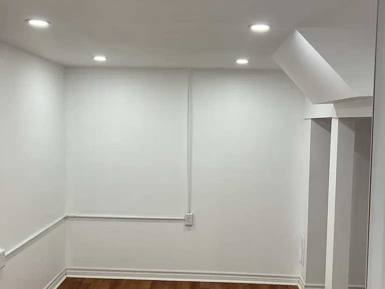 318 Bridgeport Rd E #1 — Photo 11