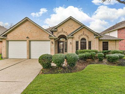 153 Greenridge Cir, League City, TX, 77573