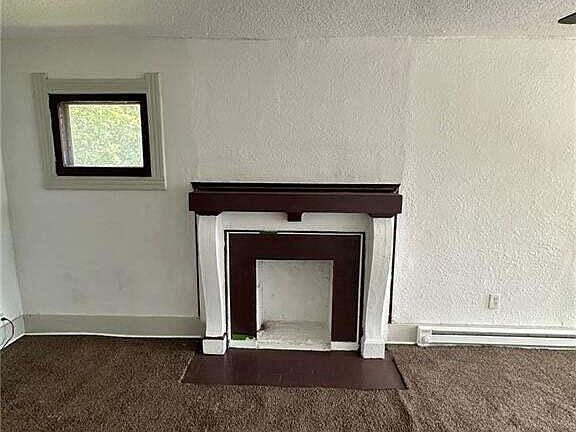 3rd image of 856 Lincoln Ave