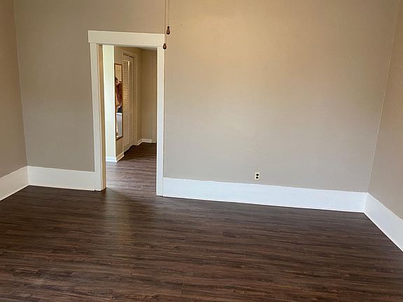 5th image of 619 N Franklin St #A