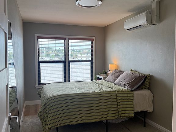4th image of 2706 Westlake Ave N APT 13