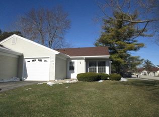 7102 Balboa Ln, Fox Lake, IL 60020