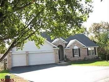 7304 Stream Valley Ct photo 1