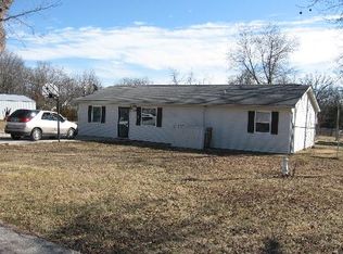 624 Helen St, Saint James, MO 65559