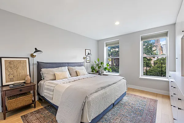 Sold by Compass | media 7