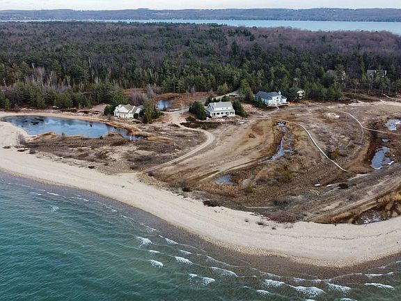 5th image of 12989 Bay Harbor Club Dr