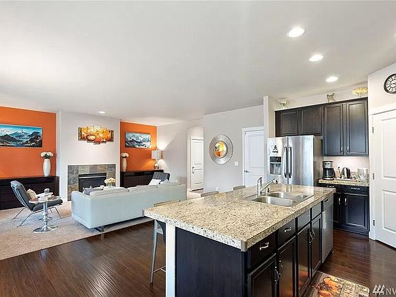 5th image of 5145 Boardwalk St SE
