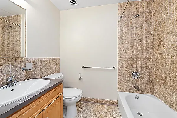 Rented by Compass | media 11