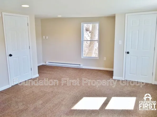 33 Main St Unit A, Glen Rock, PA 17327