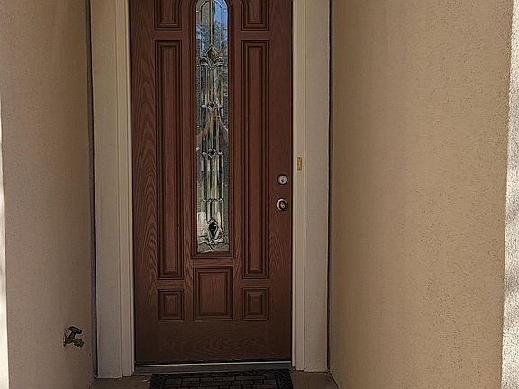 4th image of 6 Ec Tucker Ct