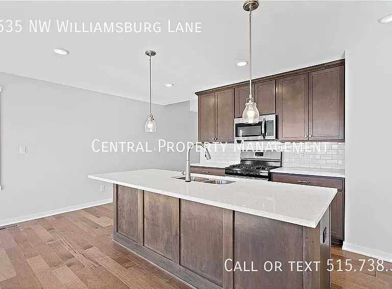 635 NW Williamsburg Ln — Photo 7