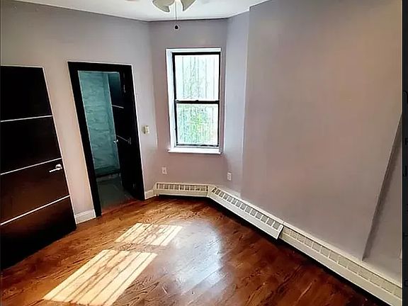 3rd image of 950 Bergen St #5B