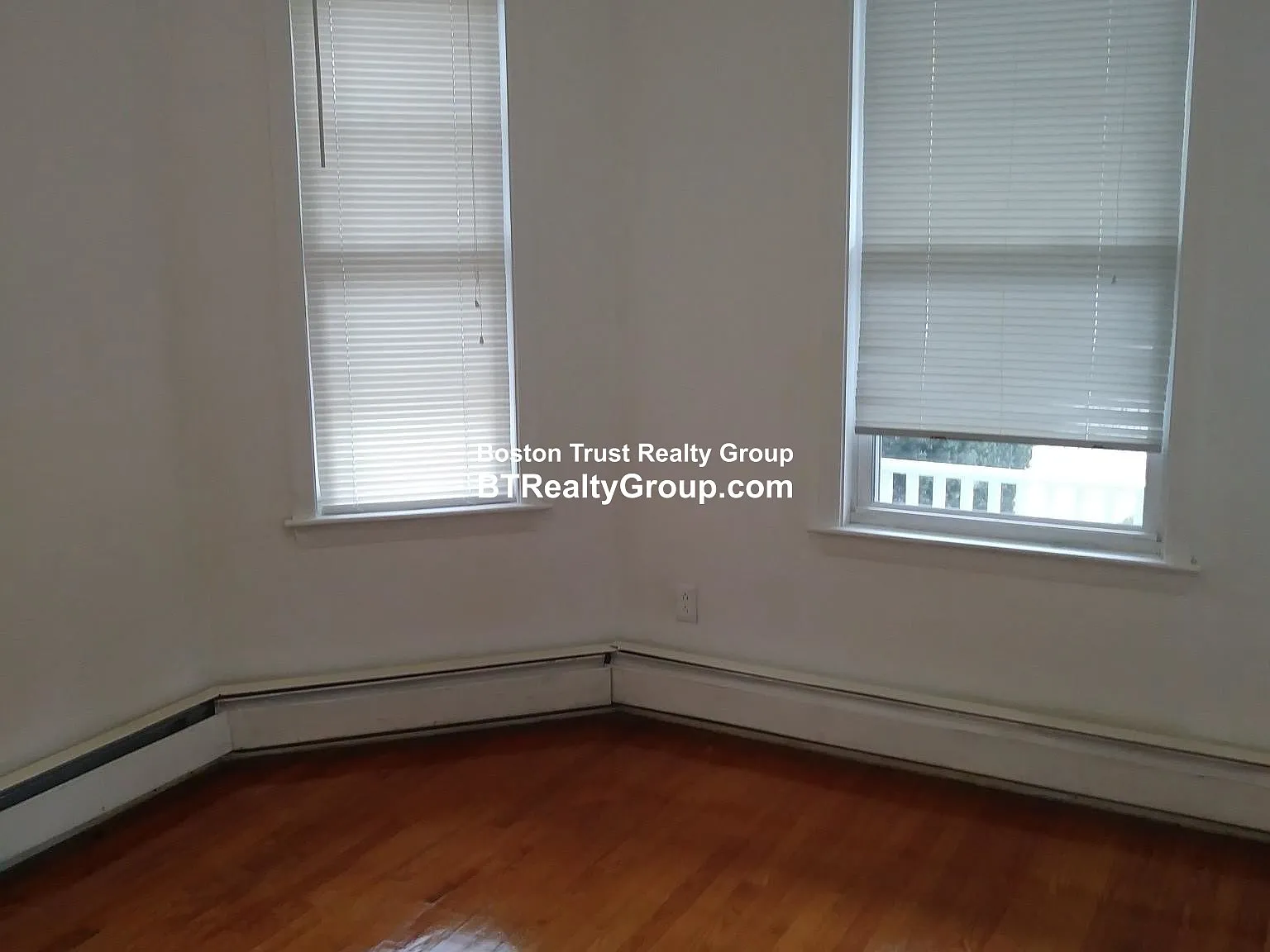 5 bed, 1.0 bath, $2,800 — Photo 2