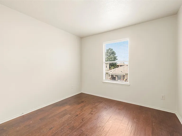 19526 Cliffsage Ct — Photo 28