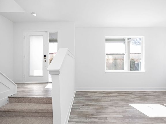 4th image of 1811 N New Jersey St #7B9KBM
