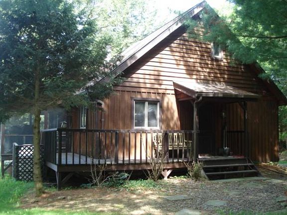 5th image of 129 Blueberry Dr