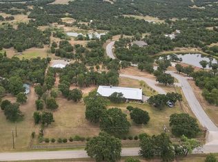 101 Calle Encino Ln, Millsap, TX 76066