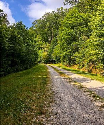 2nd image of 1000 Sutton Creek Rd