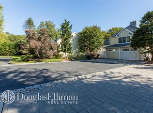 139 Halsey Manor Rd, Manorville, NY 11949