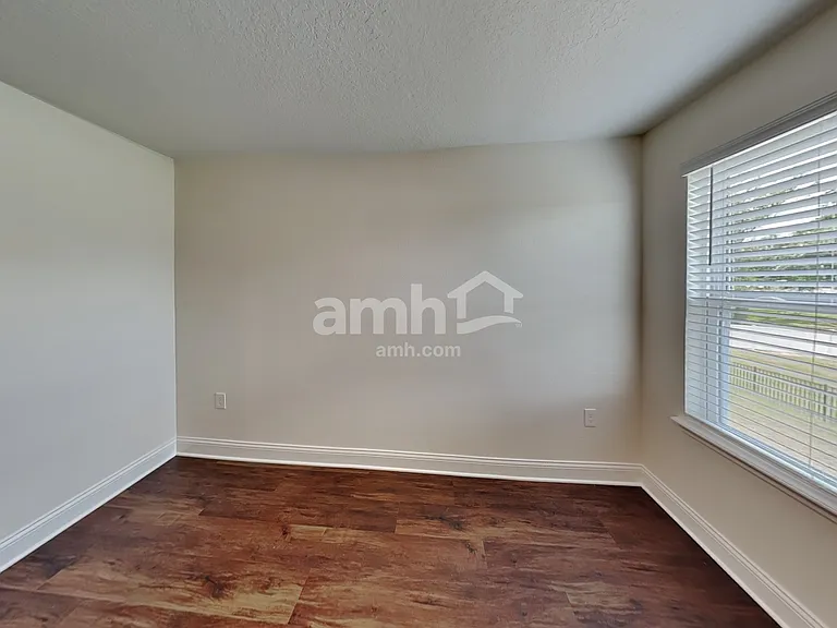 6106 Little Bluff Cir — Photo 22