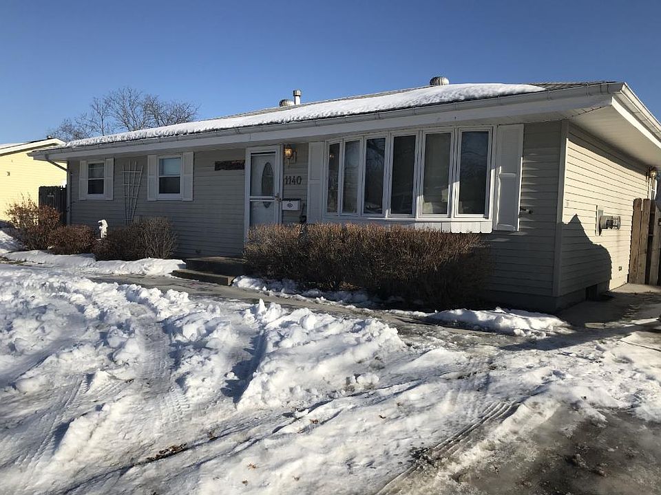 2nd image of 1140 Chicago Ave
