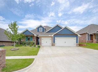 513 NW 199th St, Edmond, OK 73012