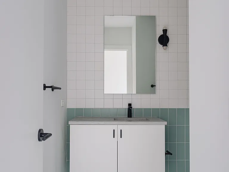 1712 Oak Ave #8 — Photo 9