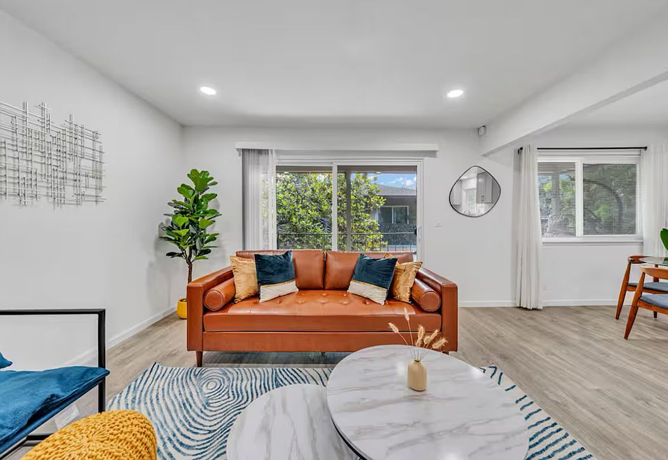 2nd image of 503 S Kiely Blvd #4