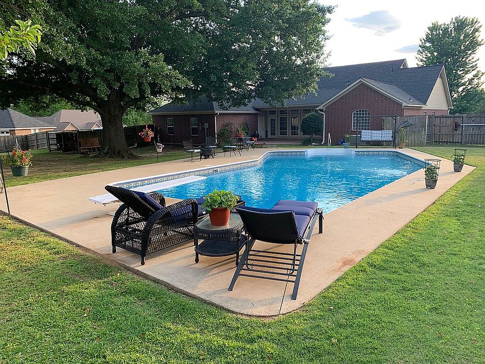 1st image of 7215 Stonewall Dr
