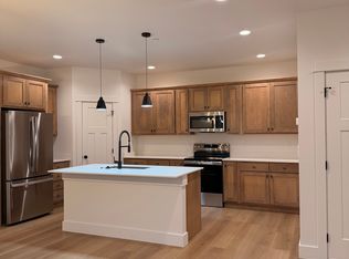 100 Bow Perch Ln, Bozeman, MT 59718