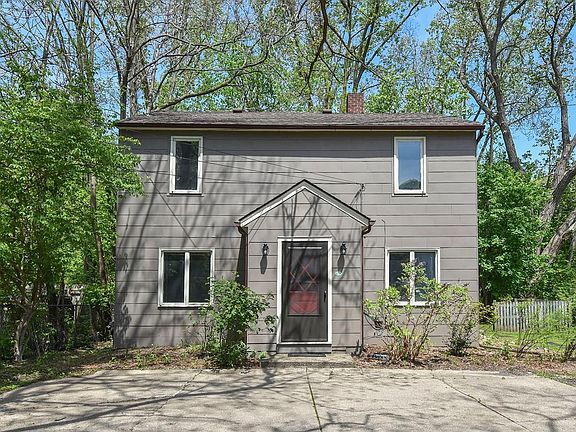 5th image of 1014 W Huron St