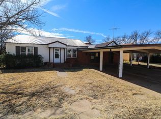 510 E 14th St, Littlefield, TX 79339