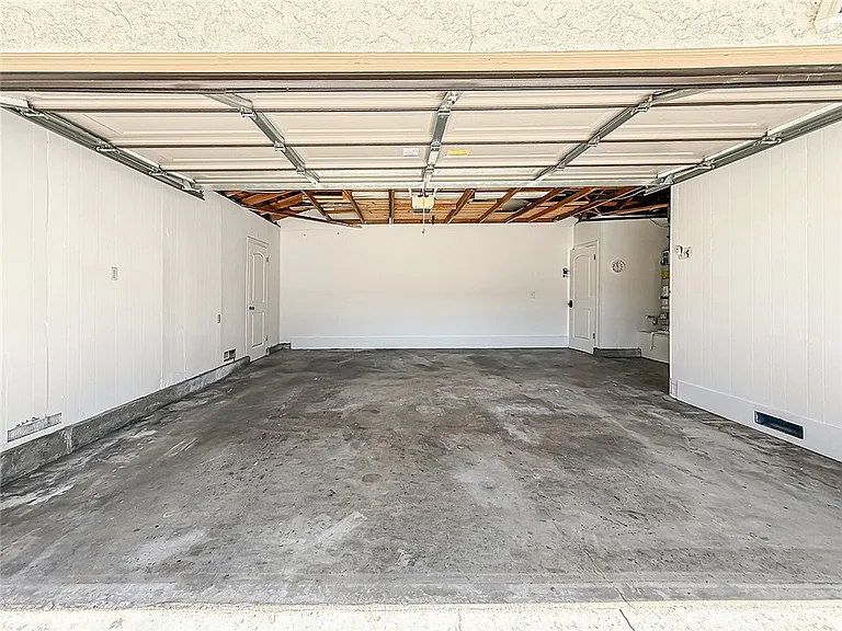 31735 Bainbrook Ct — Photo 33
