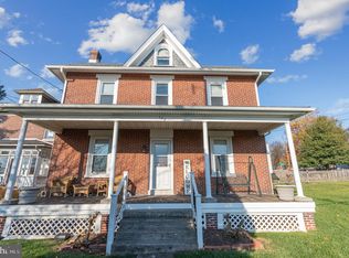 132 Egypt Rd, Mont Clare, PA 19453