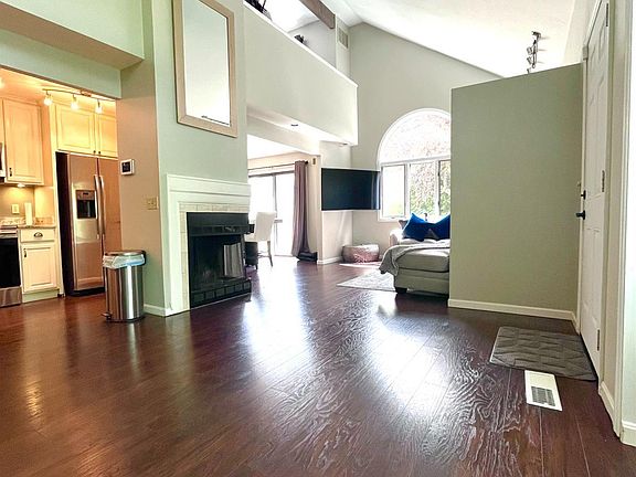 2nd image of 10858 Trailwood Ct