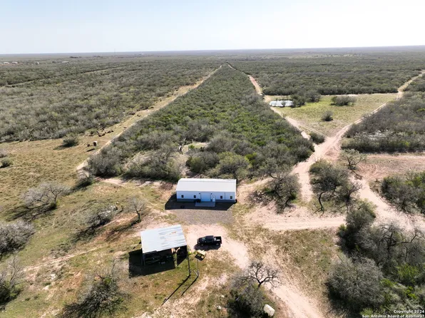 000 CR 268, Benavides, TX 78376