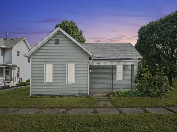 40 W Pickaway St, Kingston, OH 45644