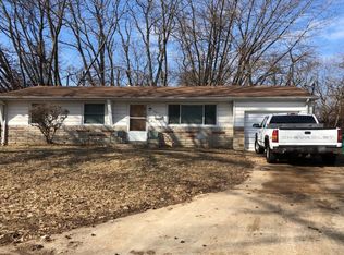 10217 McCartney Ln, Saint Louis, MO