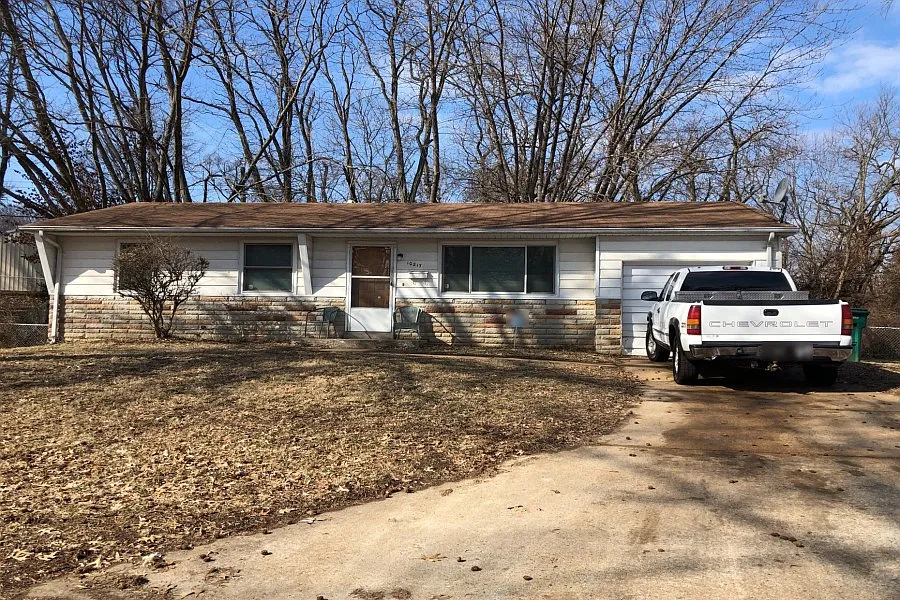 10217 McCartney Ln photo 1