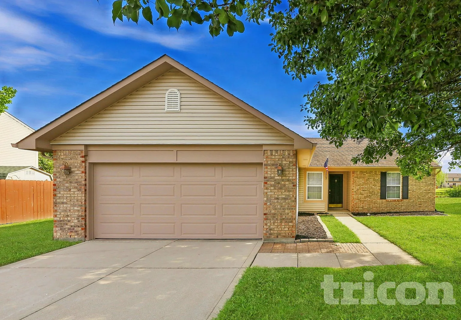 8623 Robin Run Way Avon IN — Photo 1