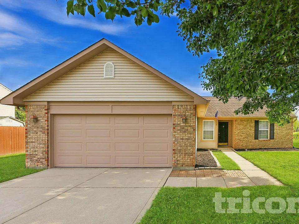 8623 Robin Run Way