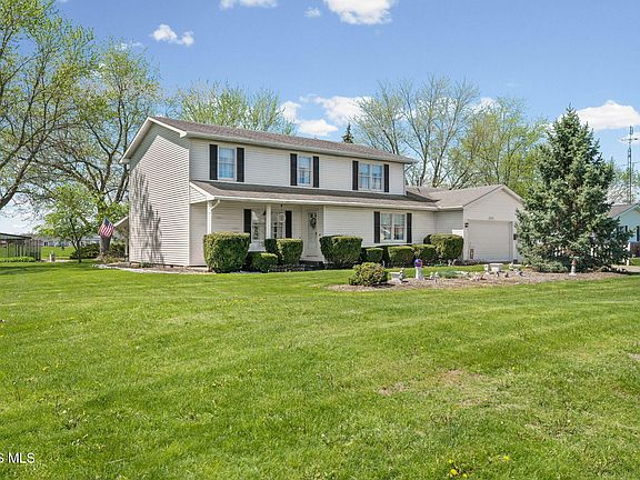 2nd image of 657 Appian Ave