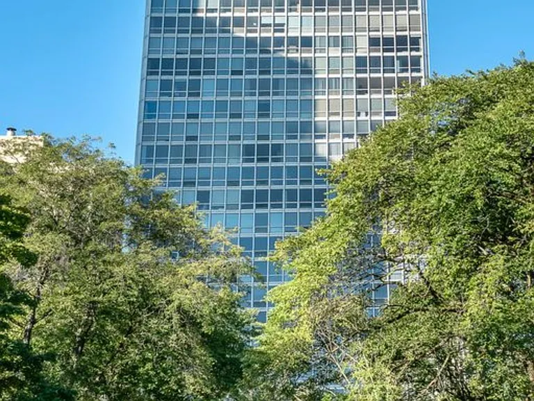 2400 N Lakeview Ave #709 — Photo 4