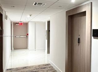 5825 Collins Ave APT 5G, Miami Beach, FL 33140