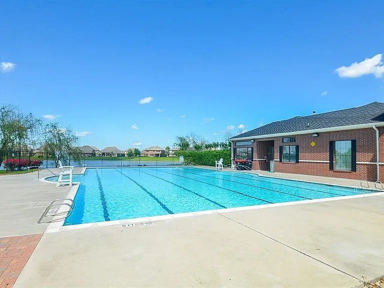 8510 Brinklow Point Dr — Photo 46